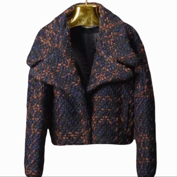 The BEYONKA Chunky Tweed Jacket - Picture 10 of 10